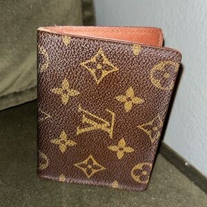 Louis Vuitton Brown and Gold Monogram Card Holder